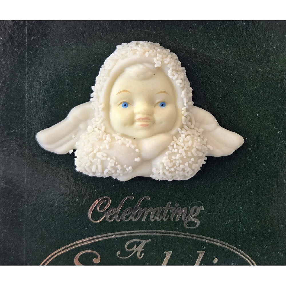 Vintage 1997 Department 56 Snowbabies Bisque Friendship Pin Christmas Brooch - Picture 1 of 5